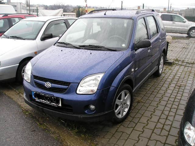 suzuki ignis blue.jpg