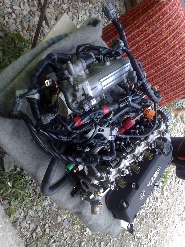 vtec hlava,mainfloid,ecu...