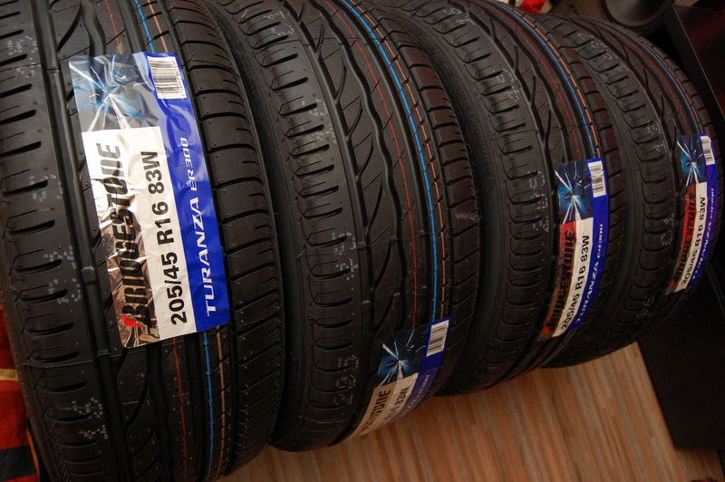 Bridgestone Turanza ER300 205/45 R16