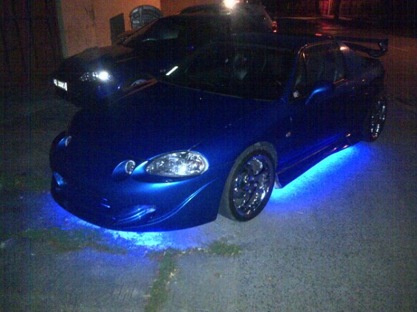 modre LED podsvietenie